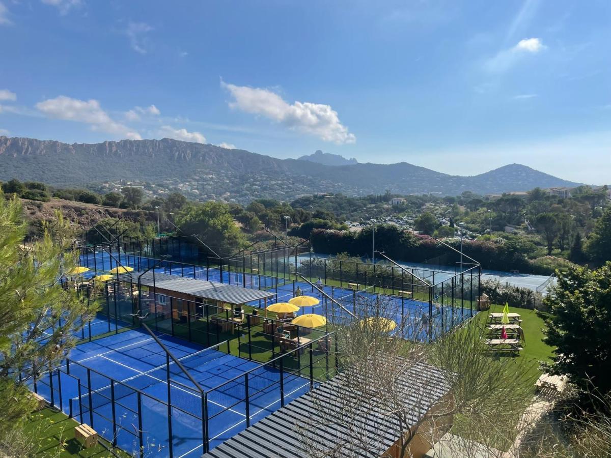 Appartements Modernes Vue Mer A Cap Esterel Saint-Raphaël Exteriör bild